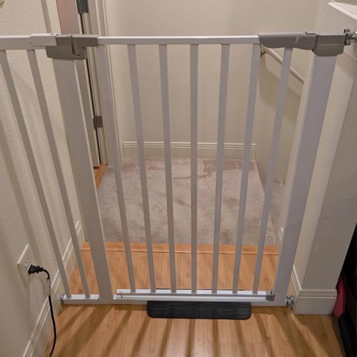 41 Inch Tall Baby Gate Auto Close Dog Gate (White / 29.92"-43.71" Wide)
