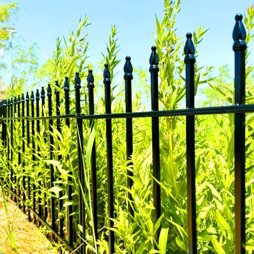 42" H x 12.5 Ft Metal Garden Fence with Gate (Black / 42″ H x 12.5 ft (4 Panels + 1 Gate))