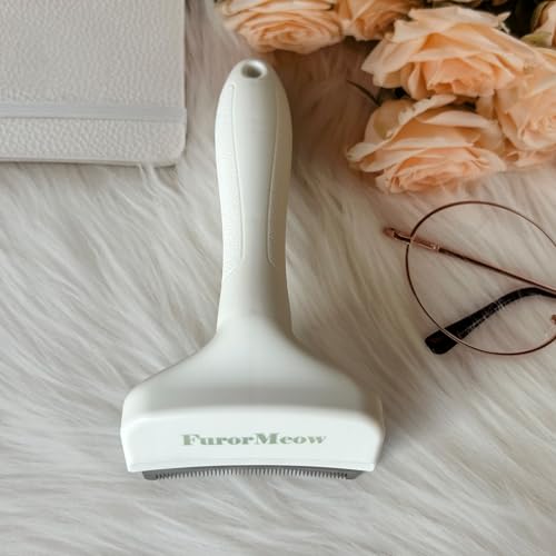 Pet Deshedding Tool with Curve Blade (Small / White)