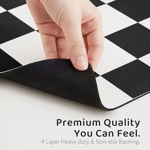 Checkered Dog Feeding Mat (19"L x 12"W / Black)