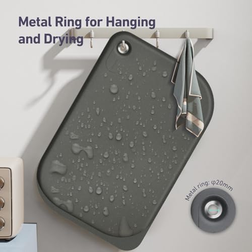 Silicone Pet Feeding Mat with Metal Ring (Gray / 23"L x 23"W)