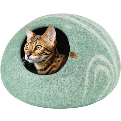 Cat Cave Merino Wool Bed for Indoor Cats (Pistachio / Medium)