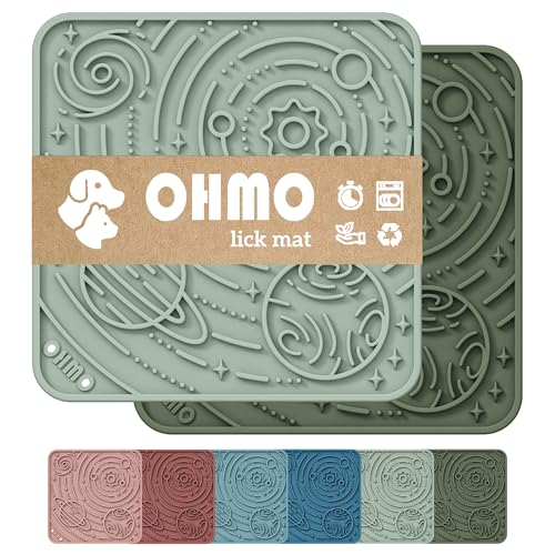 Lick Mat for Dogs&Cats (Camo Green&Light Green / 5.9"L x 5.9"W)