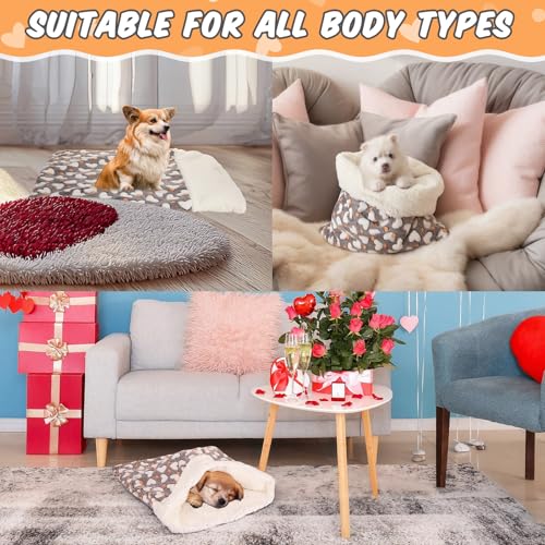 Self Heating Cat Sleeping Bag for Indoor Cats (Heart / Gray)