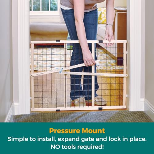 Wire Mesh Dog Gate (26.5"-42" Wide, 23" Tall)