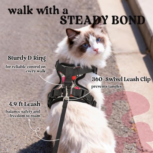 Cat Harness and Leash Set (Xs / Berry Pounce)