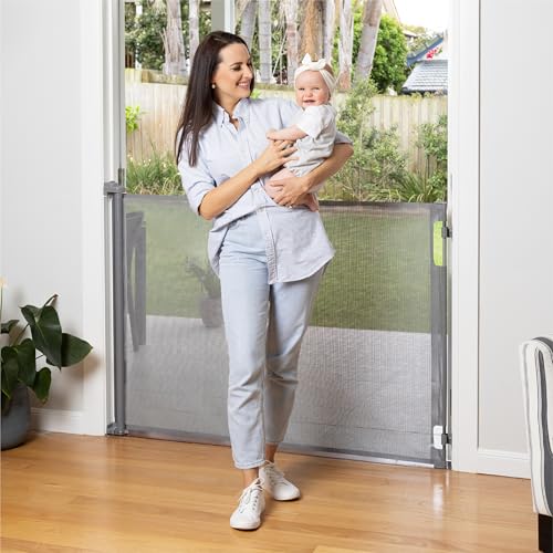 Retractable Baby Gate (Gray / 41" Tall x 71" Wide)