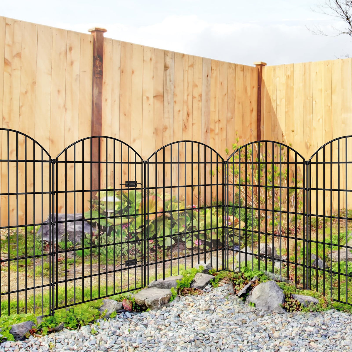 Metal Garden Fence with Gate 42 in x 23.3 ft (42"Hx23.3ft (Gate+9Panels))