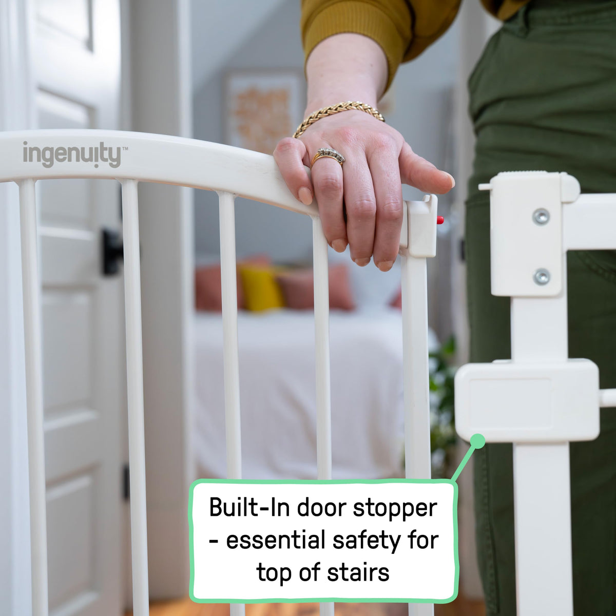 Extra Tall & Wide Safety Pet and Baby Gate (White / 29.5"-53" W x 38" H)