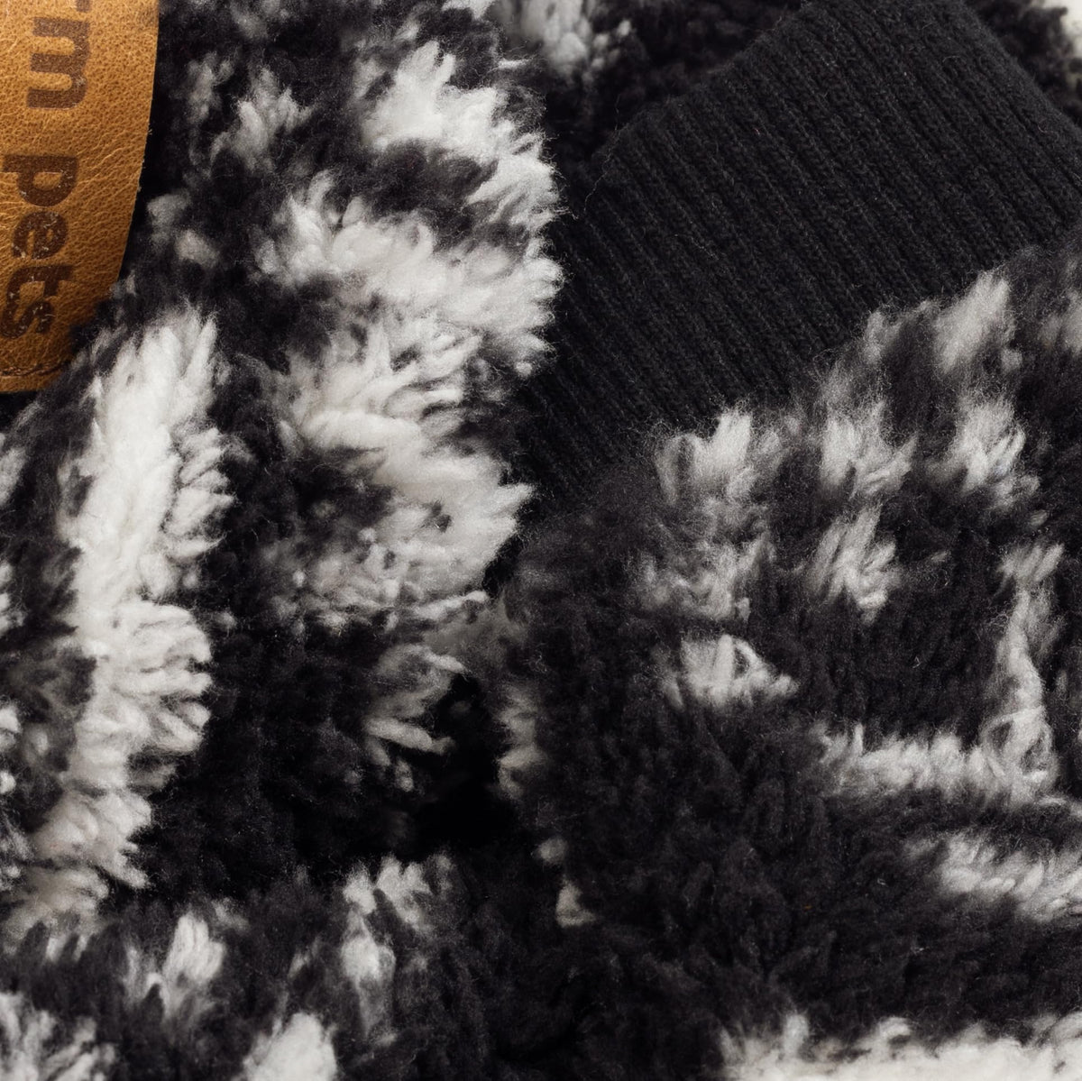 Fuzzy Snowflake Dog Flecce Pajamas (XX-Large / Snowflake)