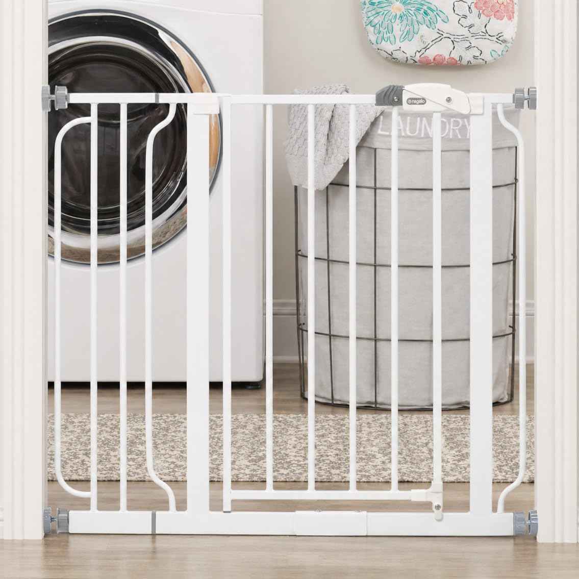 Safety 29" 38.5" Easy Step Baby Gate (White / 29-38.5"W x 30"H)