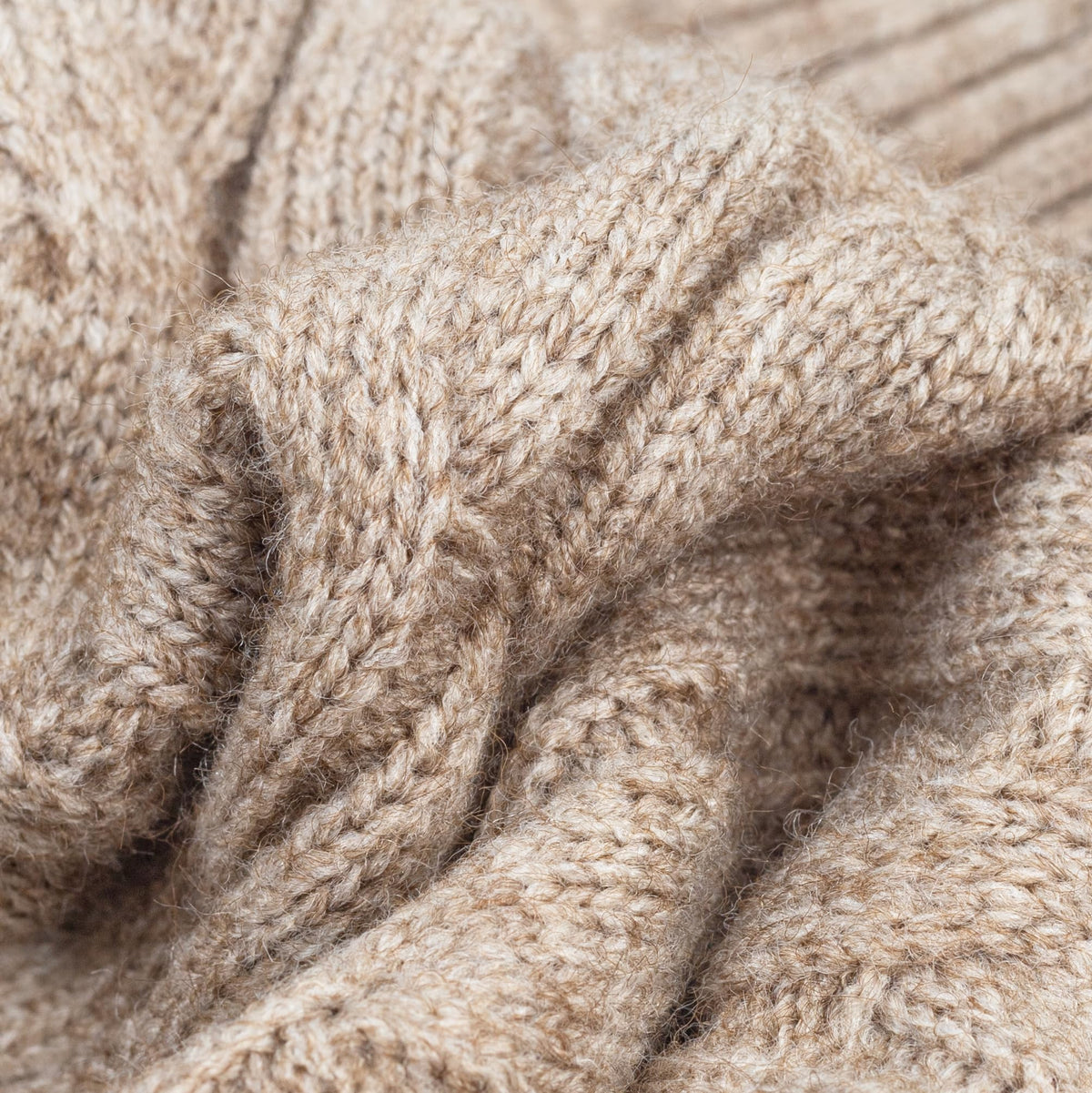 Turtleneck Chunky Knit Dog Sweater (Large / Grey)