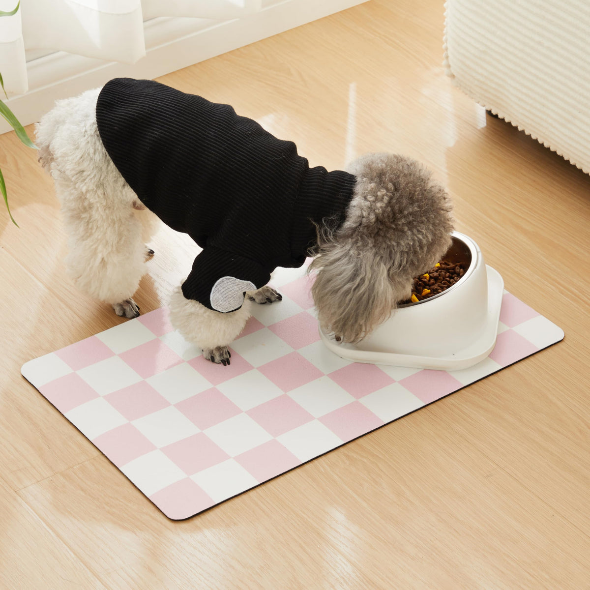 Checkered Dog Feeding Mat (24"L x 16"W / Pink)