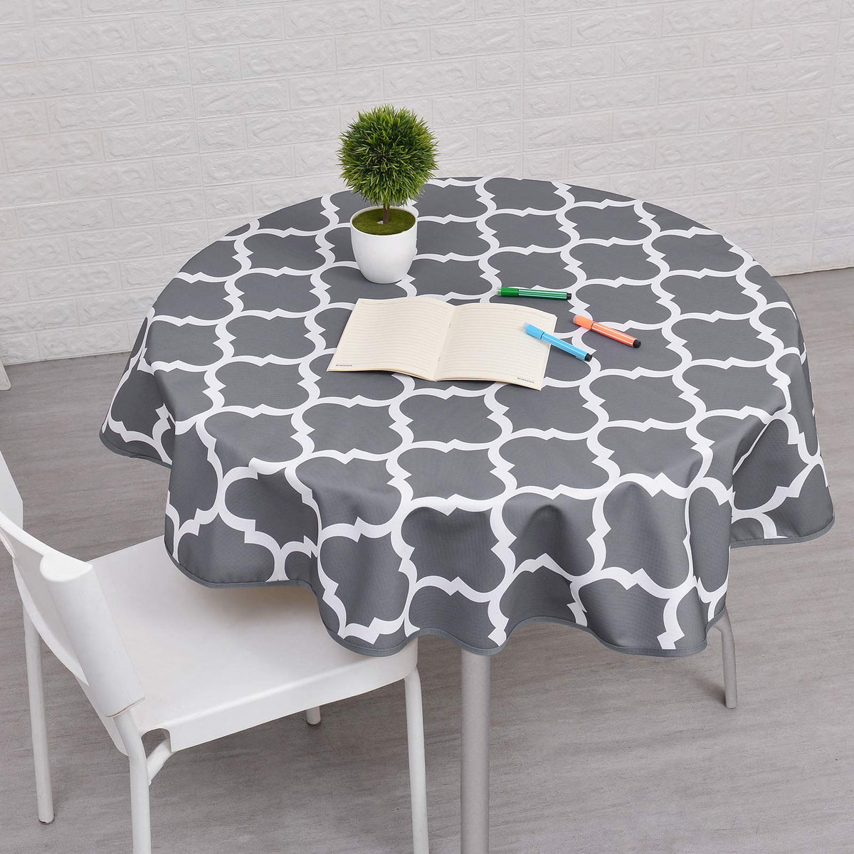 Splat Mat for Under High Chair (Round Lattice)