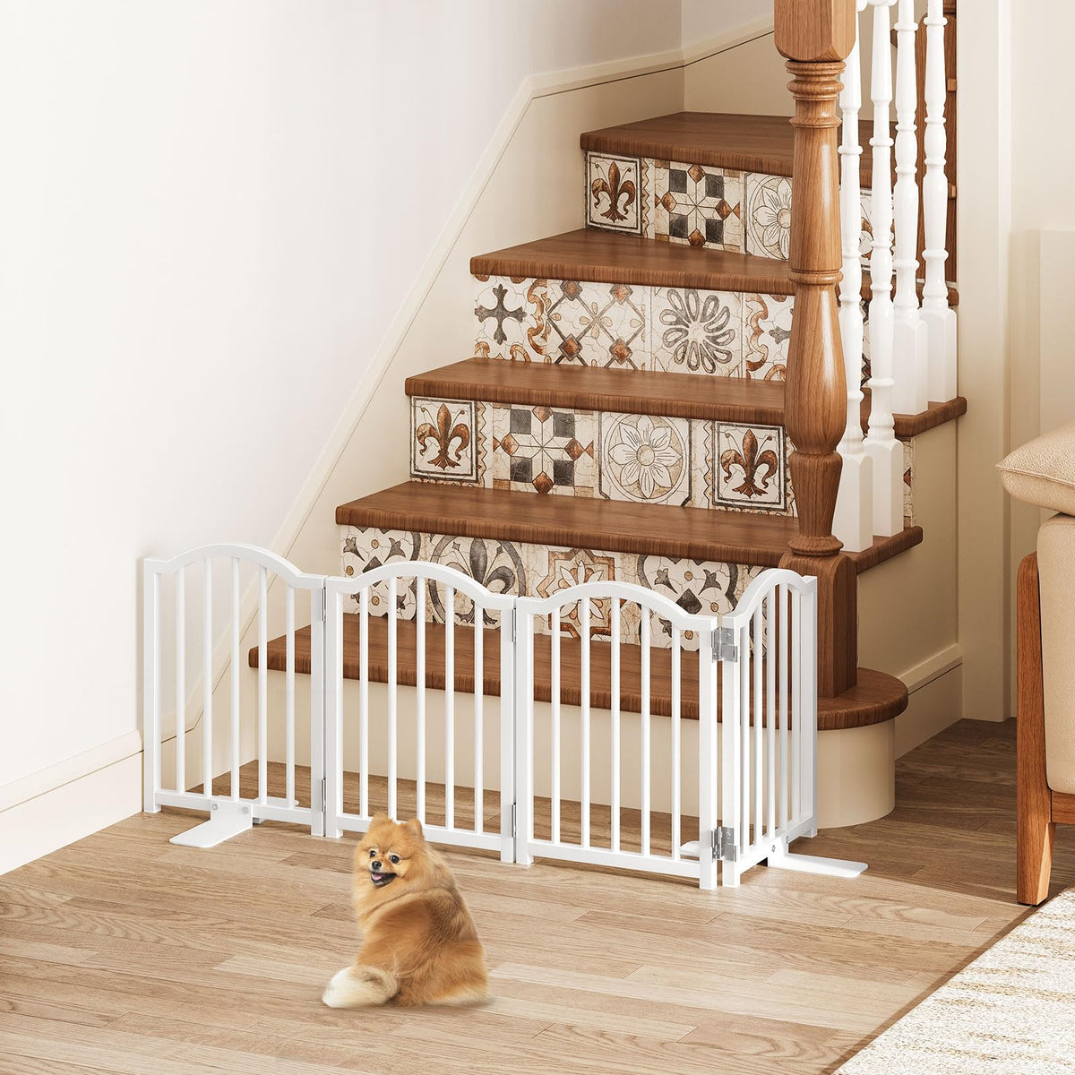 Short Dog Gate Indoor (White / 4 Panel-16''H, Up to 48''W)